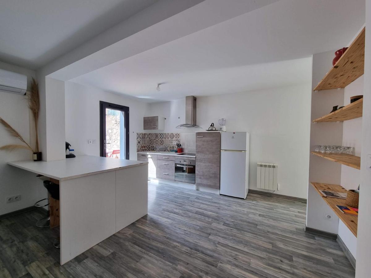 ناربون T2 Avec Terrasse 25M², Garage, Plein Centre-Ville المظهر الخارجي الصورة