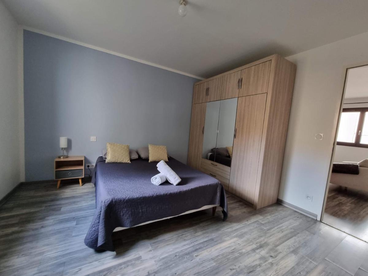 ناربون T2 Avec Terrasse 25M², Garage, Plein Centre-Ville المظهر الخارجي الصورة