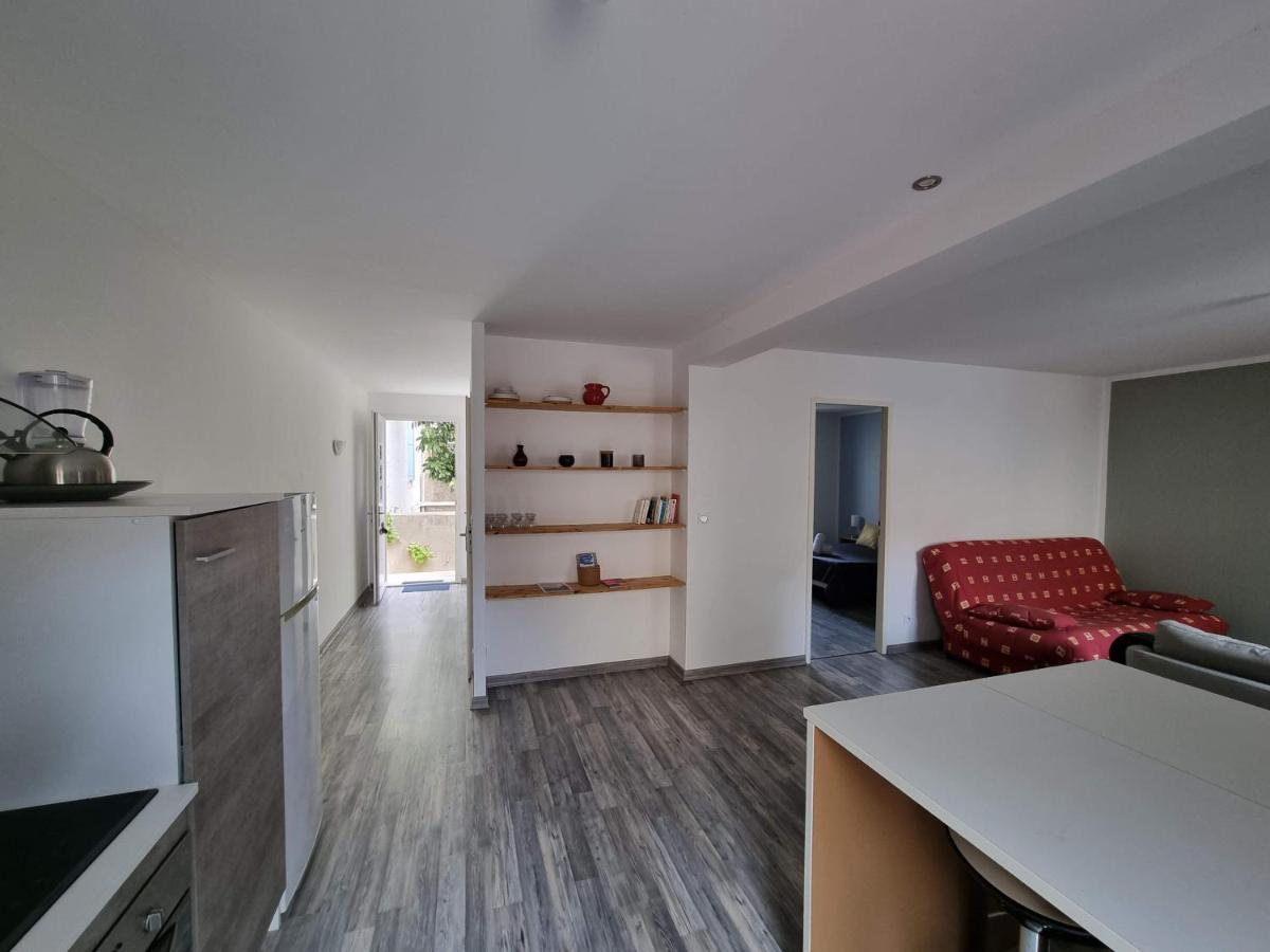 ناربون T2 Avec Terrasse 25M², Garage, Plein Centre-Ville المظهر الخارجي الصورة
